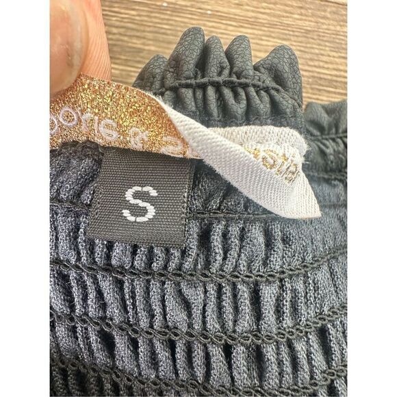 Pookie & Sebastian leather style shorts, size Small - Picture 3 of 8